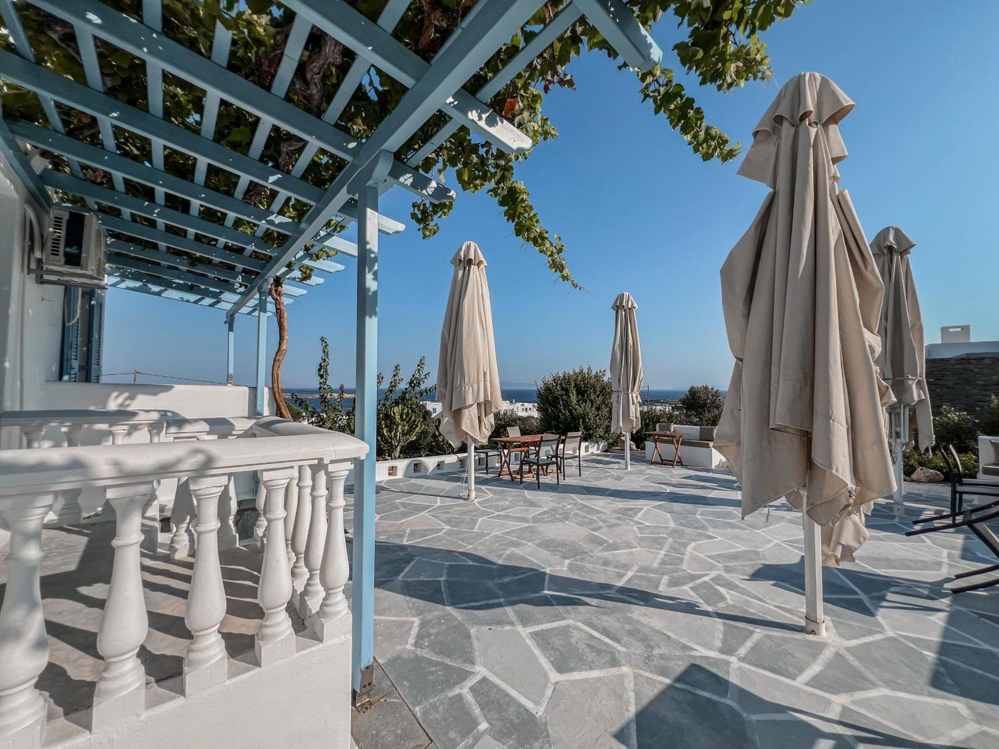 Yaleena Residences Drios Exterior foto